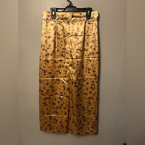 Zara Floral Satin Midi Skirt - copper/brown size M - Picture 3 of 9